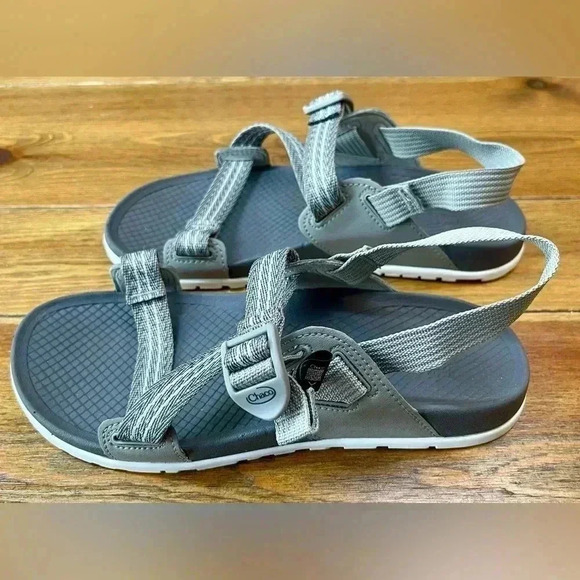 Chaco | Women’s Lowdown Sandal in Grey | Size 7 - Picture 1 of 5